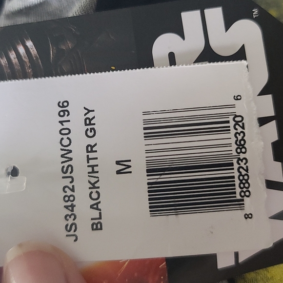 Star Wars Disney Black & Heather gray short sleeve tshirt medium - Picture 7 of 7